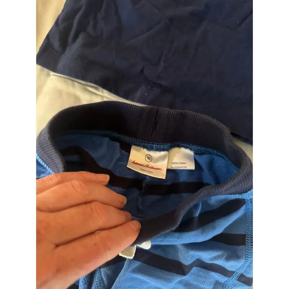 Hanna Andersson navy shirt and blue stripe shorts size 90